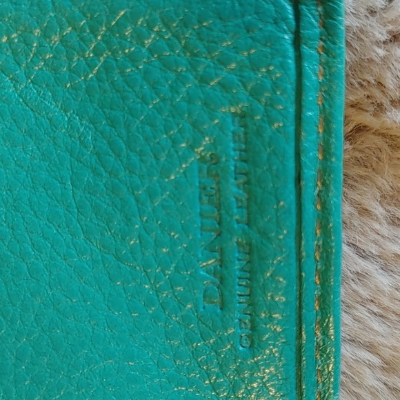 Danier Teal Genuine Leather Wallet - Picture 3 of 14